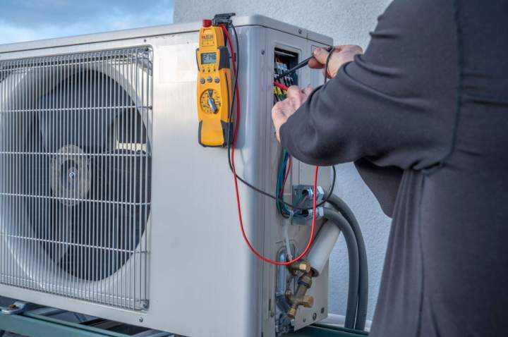Installation et maintenance de pompes à chaleur performantes.